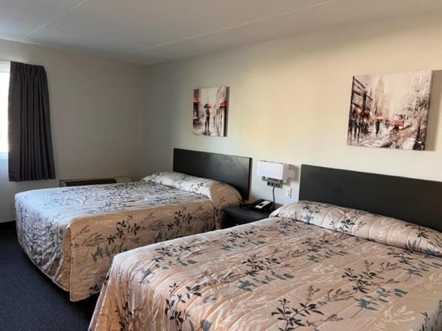 وينيبج Kirkfield Motor Hotel المظهر الخارجي الصورة
